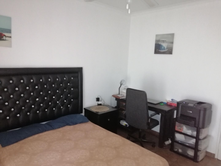 3 Bedroom Property for Sale in Geelhoutpark North West